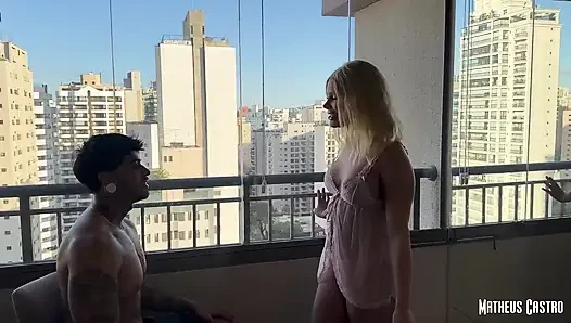 Morning Sex with My Pink Fiancée