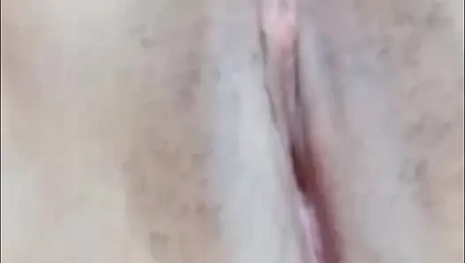 Aku suka mainan kecilku