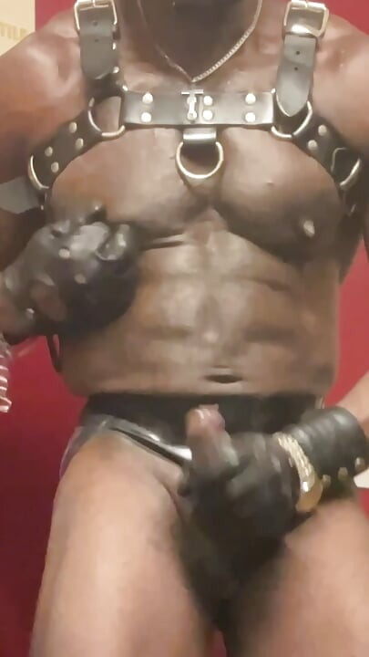 Black Muscle BBC Big Butt Leather Latex Flex & Wank