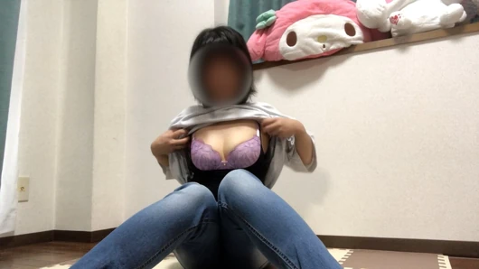 Masturbate in jeans that have been worn for a year and are a little soaked with the smell of.