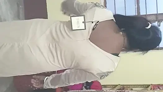 model girl dress desi bhabhi hot