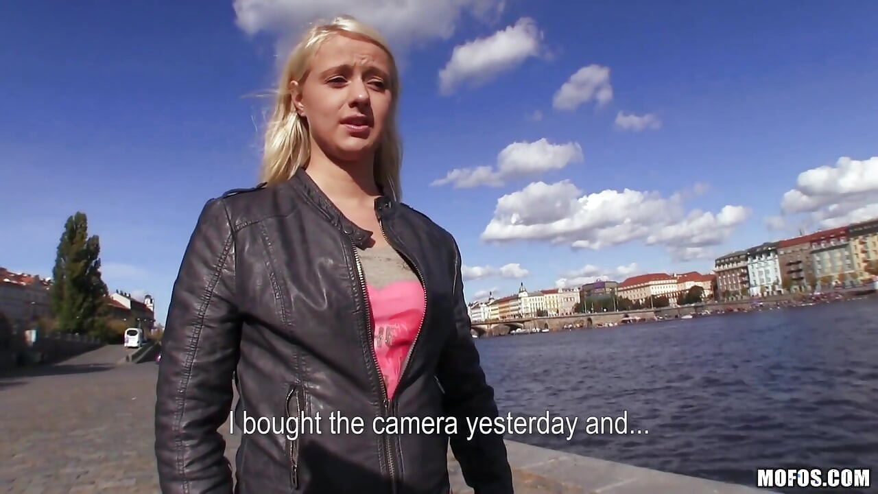 Public Pickups - Cute Amateur Blonde Tonya Loves Cock