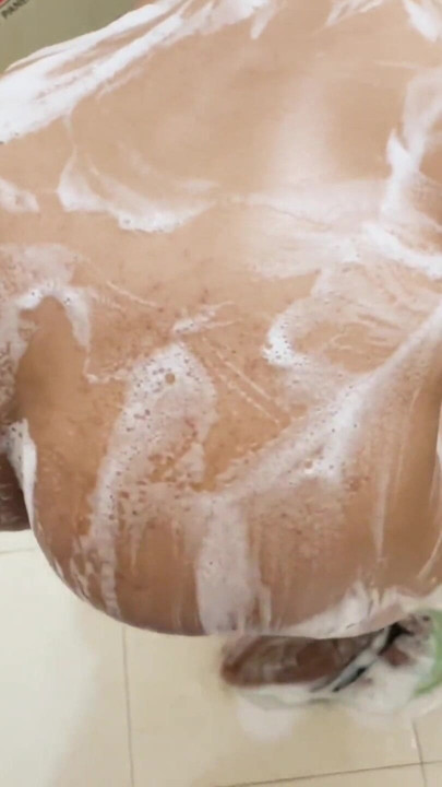 Bathroom me kiya mere boyfriend ne mere sath | Clip 1