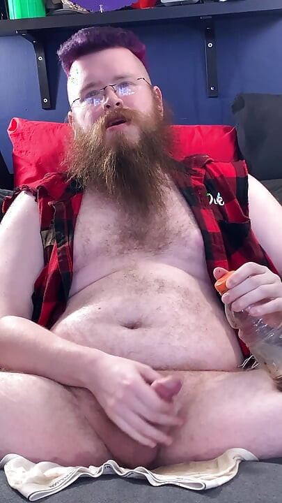 Lagi asik nikmatin bate dan crot