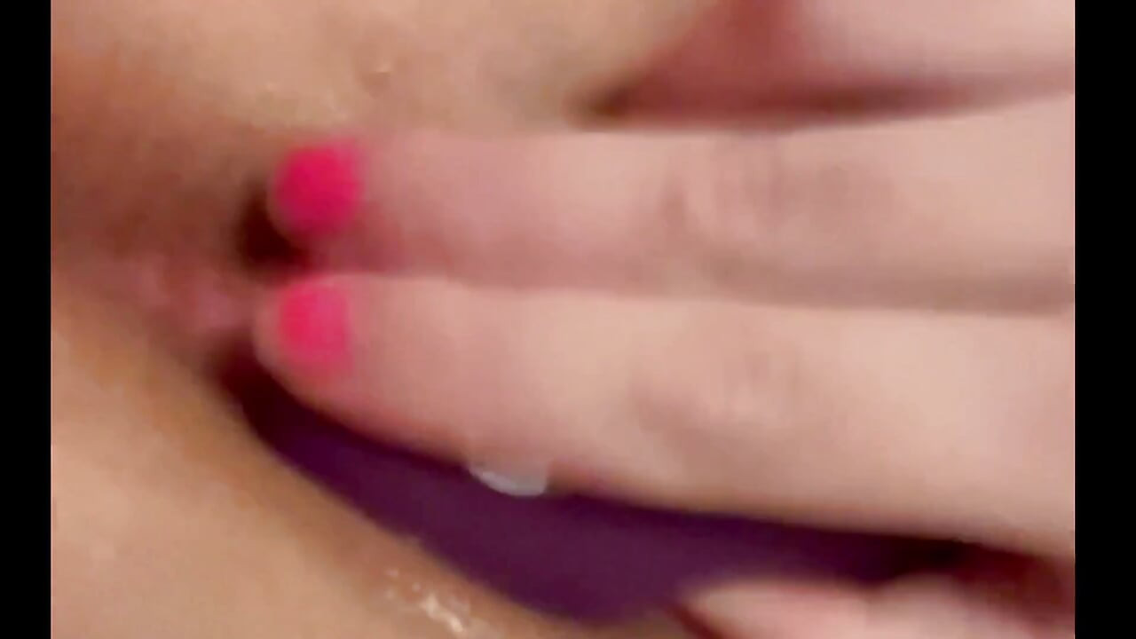 Squirting by New Toy Vibrator & Dildo Combo