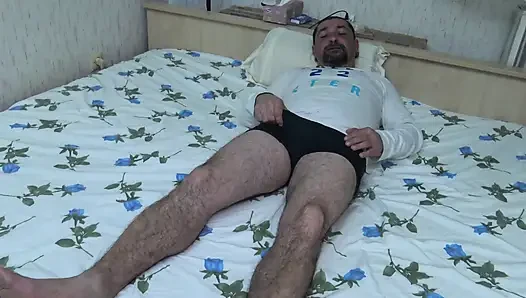 60 yaşındaki üvey annesi hala çok ateşli!