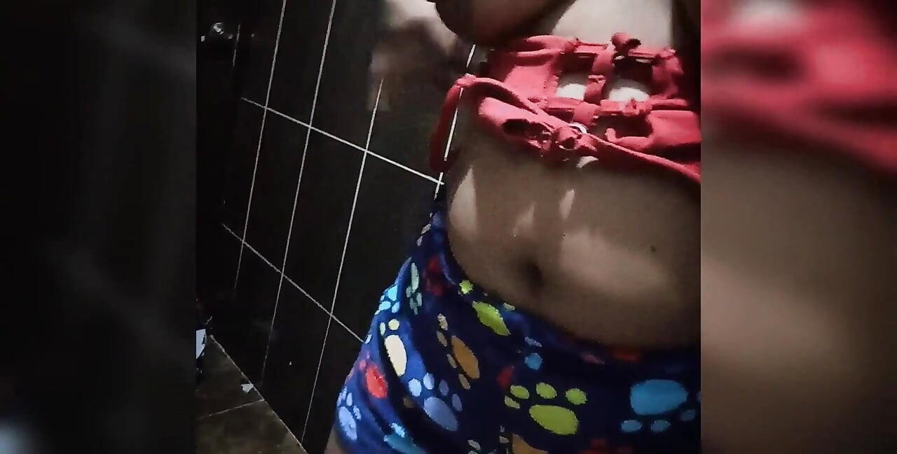 내 마누라가 다른 창녀와 섹스하다