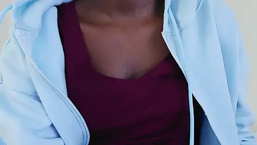 Winzige teenie-titten