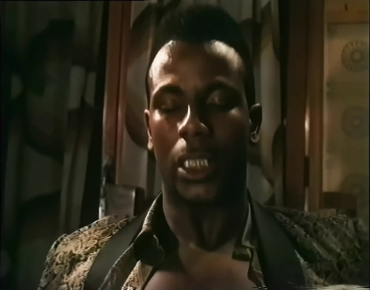 Tôi muốn quan hệ tình dục qua đường hậu môn nhiều hơn