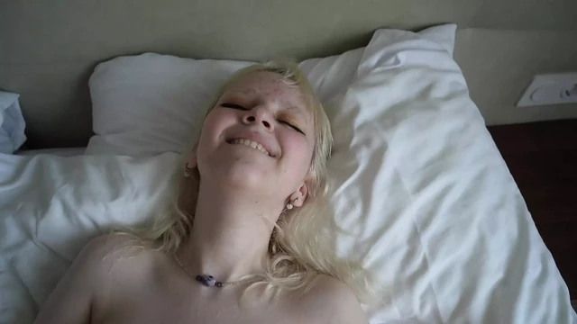 Morning Sex with My Blonde Girlfriend