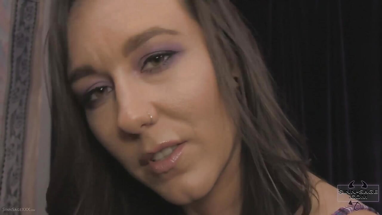 MILF Sinn Sage Seduces Viewers With Filthy Dirty Talk