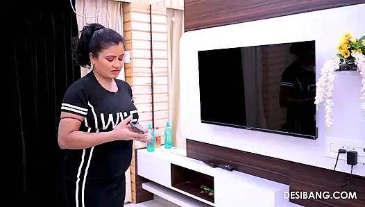Tante semok india dientot habis-habisan sama pelatihnya di desibang