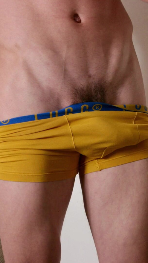 Handsome Czech twunk boy does striptease pics | Clip 1