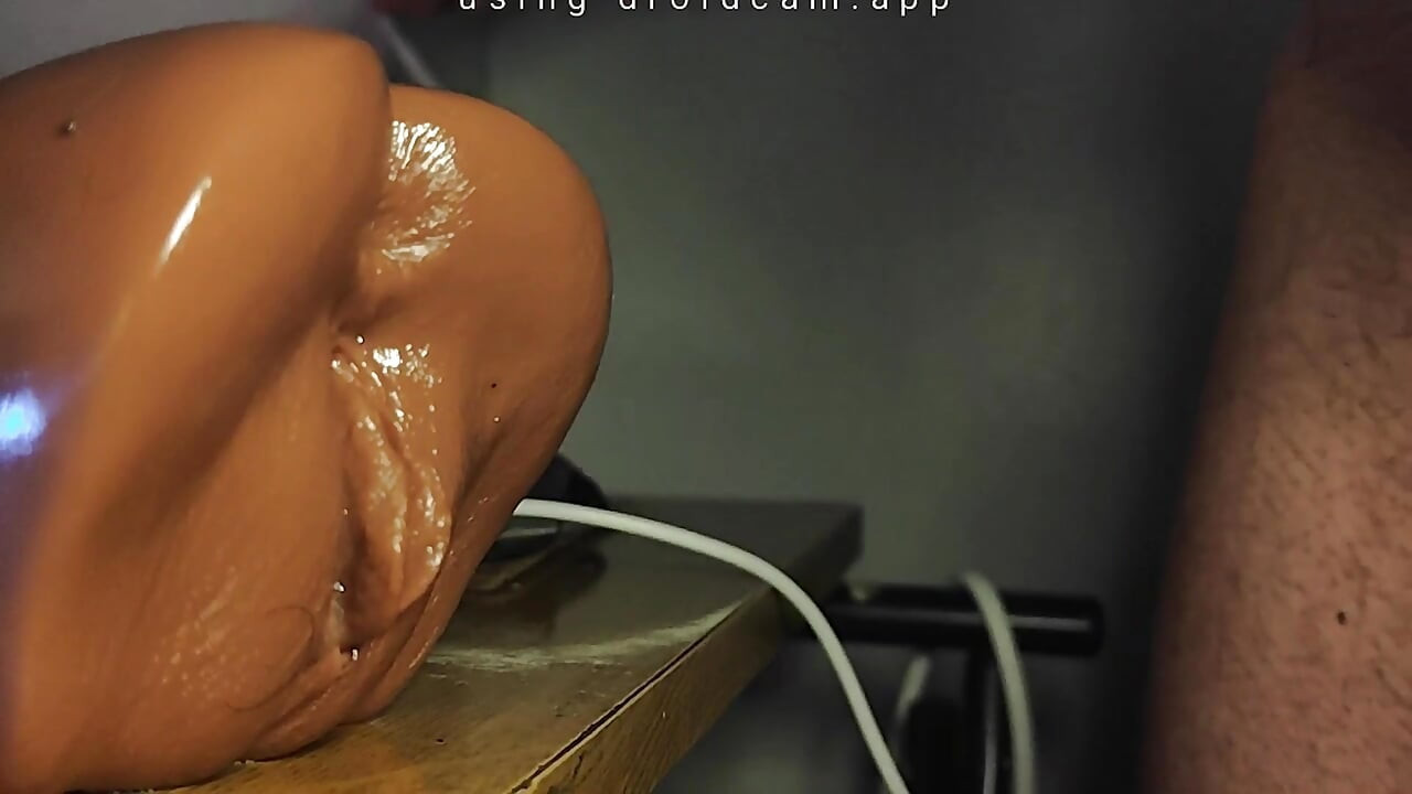 激烈的新現場超級特寫操我超逼真的貓咪，滴落的潤滑油