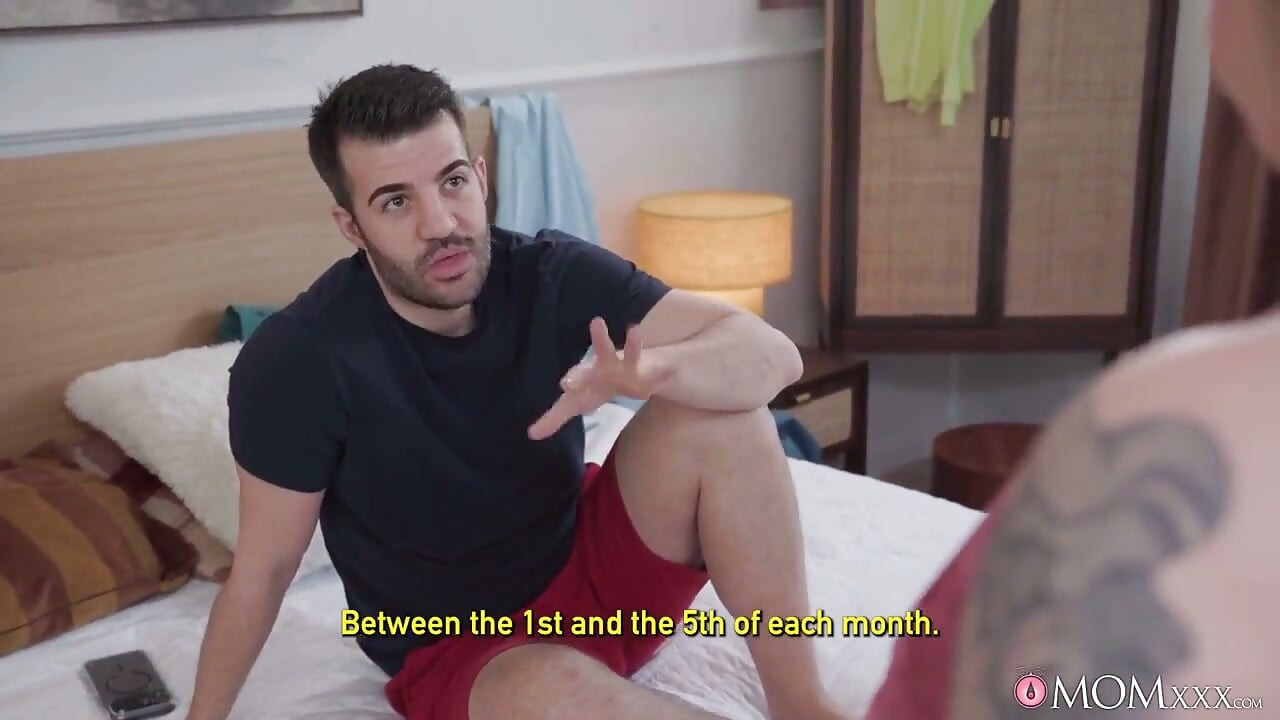 Stepmom - Thicc Curvy Latina Landlady Makes a Deal for Big Tip