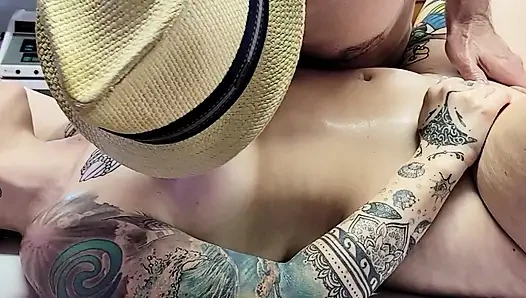 Lili Cocksinhell ile mutlu son masajı