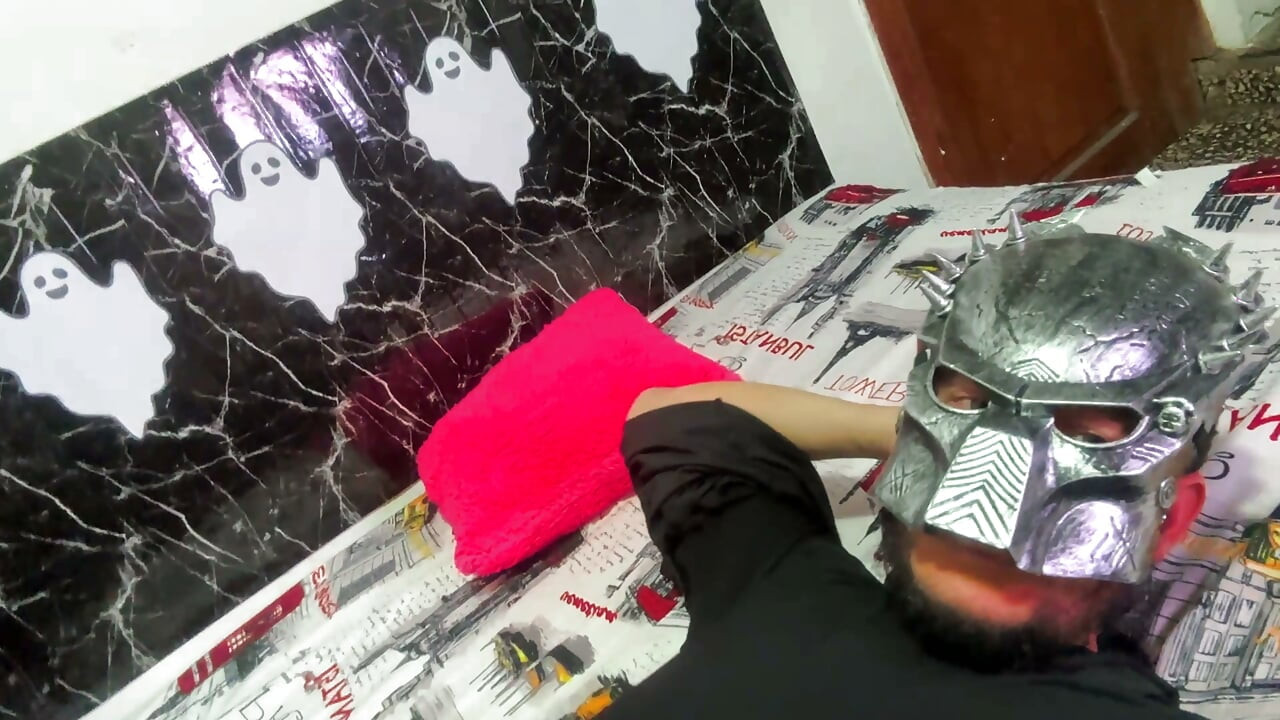 I break her ass and she goes crazy Homemade amateur anal sex
