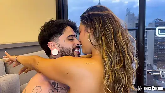 Brezilya Dünya Kupası'nda Arjantin'e kaybettikten sonra, Arjantinli arkadaşım beni ziyarete geldi ve teselli etti