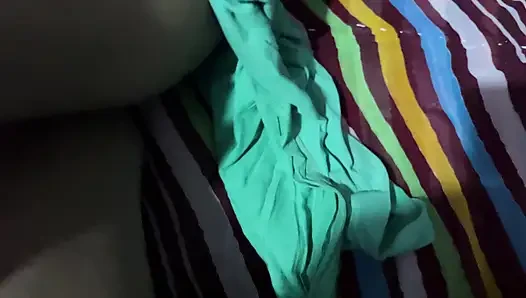 Bhabhi apne Davar ke shath raat me menikmati karti hui