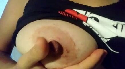 Pezón de leche tetas caídas