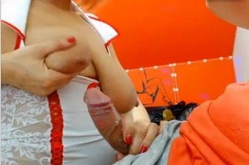 Amateur Couple wife saggy milking tits