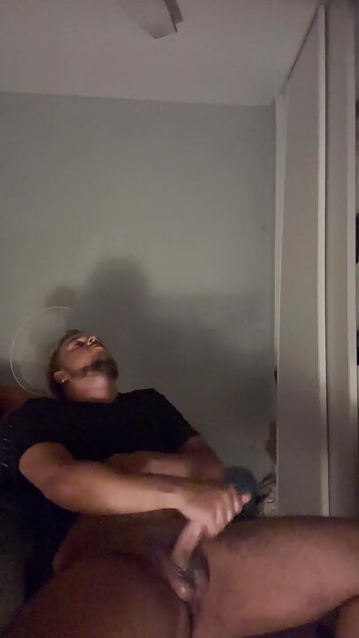 White boy beating his shit