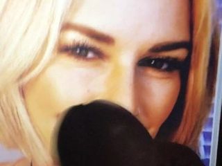 WWE Renee Young, hommage au sperme 7