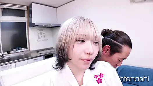 Yan odada yaşayan Gyaru evli kadın evcil hayvan oldu