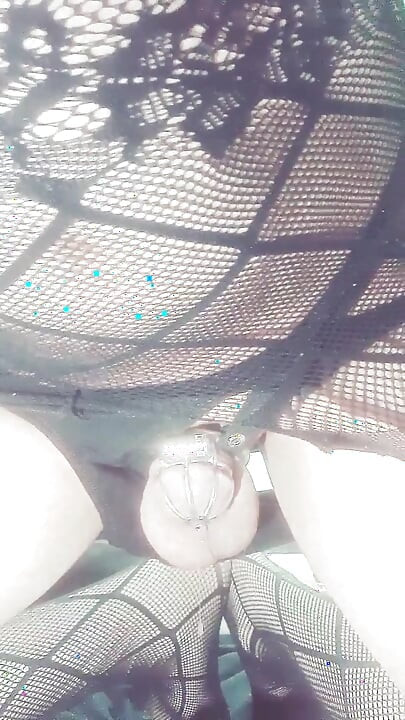 ケージ内でコントロールを失う