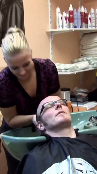Fick mit meiner Friseuse | Clip 1