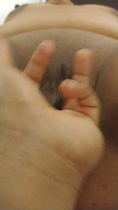 Sticking my fingers in my friend's mom's vagina | Clip 1