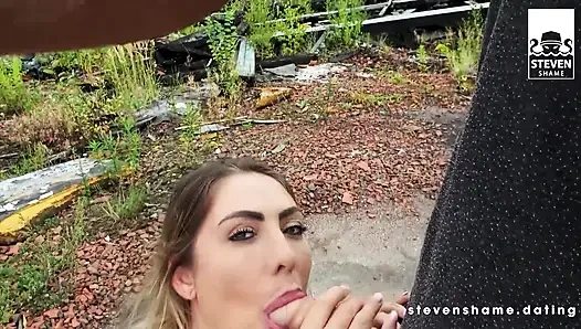 Mia blow dan bodo lagi asik ngentot habis-habisan di berlin! StevenShame