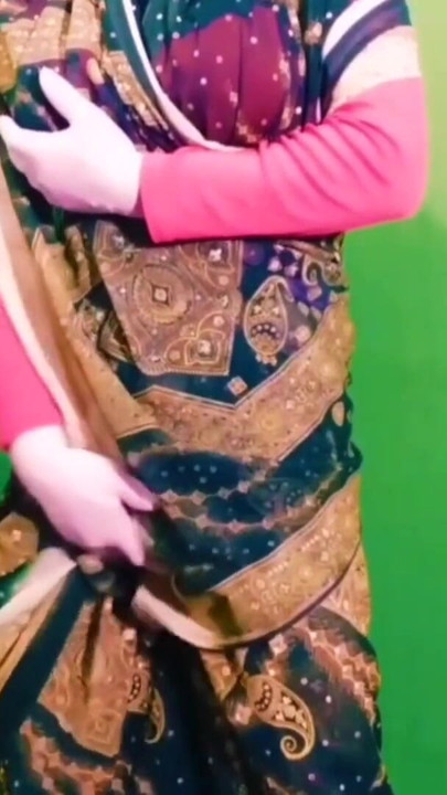 Indian Desi village Hot bhabhi | Clip 1