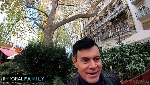 Tiefe creampies für kylie nach doppeltem unerbittlichem pfund!