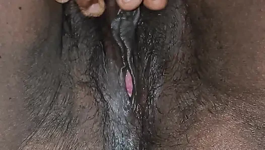 Мои поклонники попросили больше видео с трахом пальцами и сквиртом