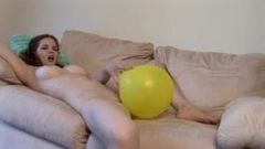 Palloncini si masturbano