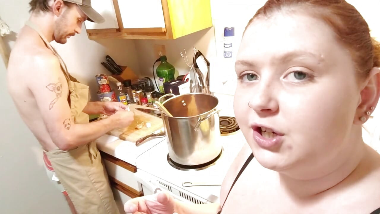 Cum Cooked 3 Leek Chili with Oil Handjob