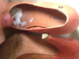Изношенные спермой каблуки