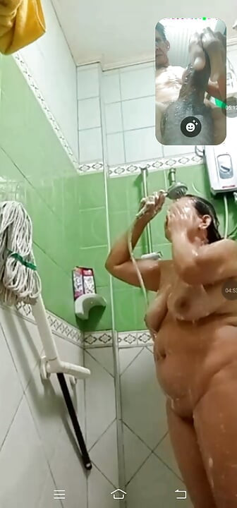 Aug'un ilk gününde video seks.