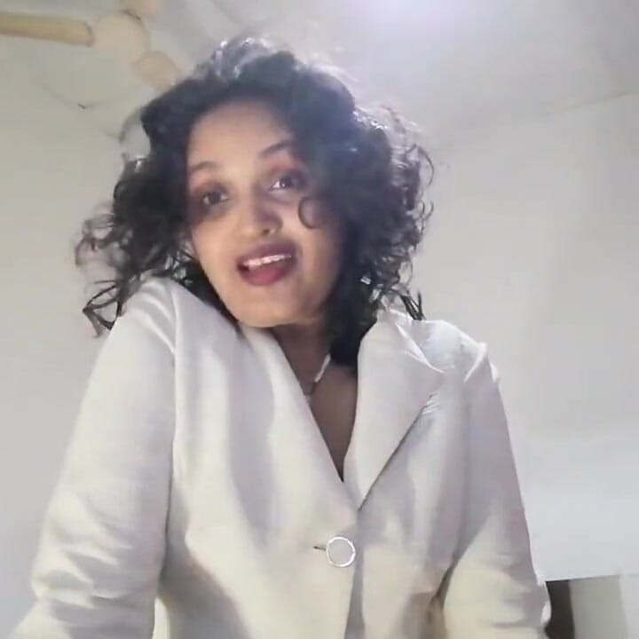 Ep1 Desi Stepmom Found the Cam of Stepson and She Strips