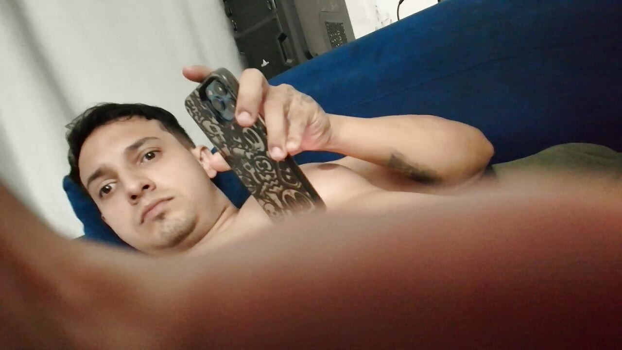 Play with my cock, the very slutty Mexican