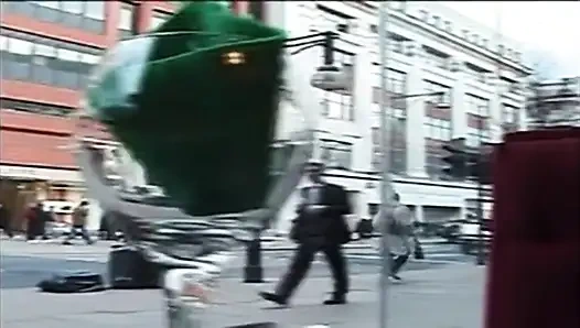 Big Omar's British Adventures: London Cunt Hunt (2003)