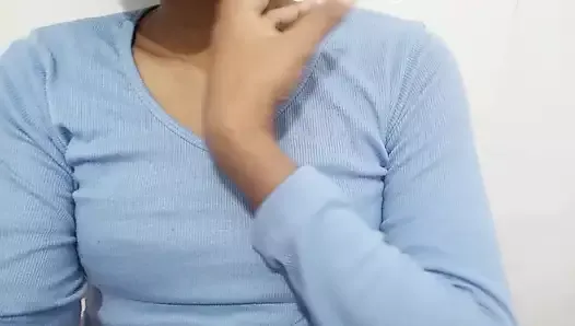 Sri lankan auntys pussy sucking and ass fingering
