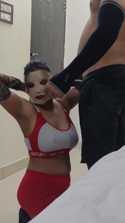 ̈Jebi djevojku iz teretane kod kuće - HD PORNO | Isječak 1