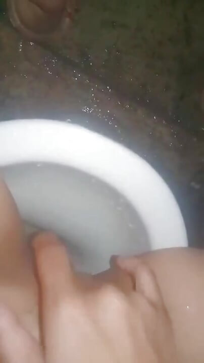 Pinaymasturbate