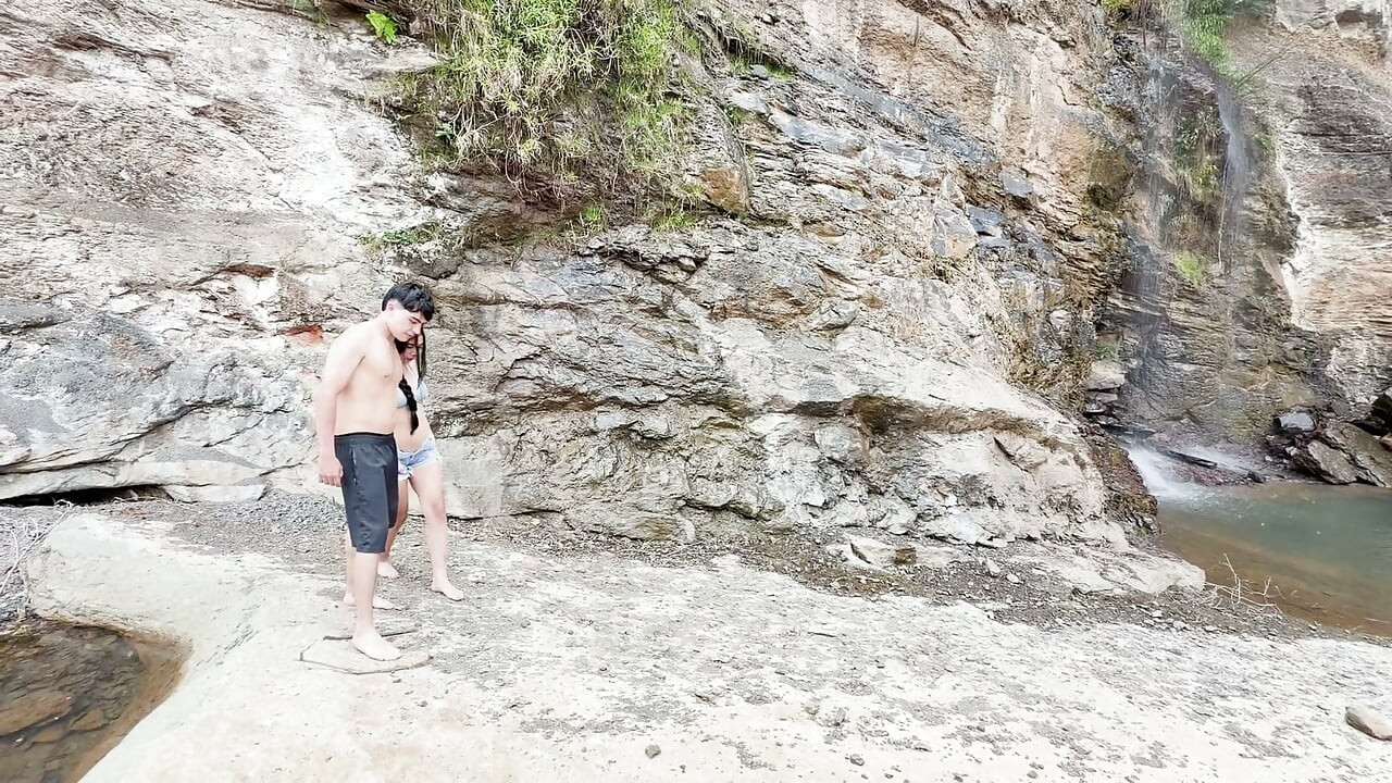 Gorgeous Young College Girl Goes to the River After Her Classes and Meets a Stranger and Ends up Fucking Outdoors!