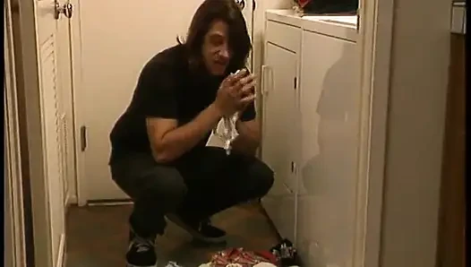 Experinced man fucks a blonde teen