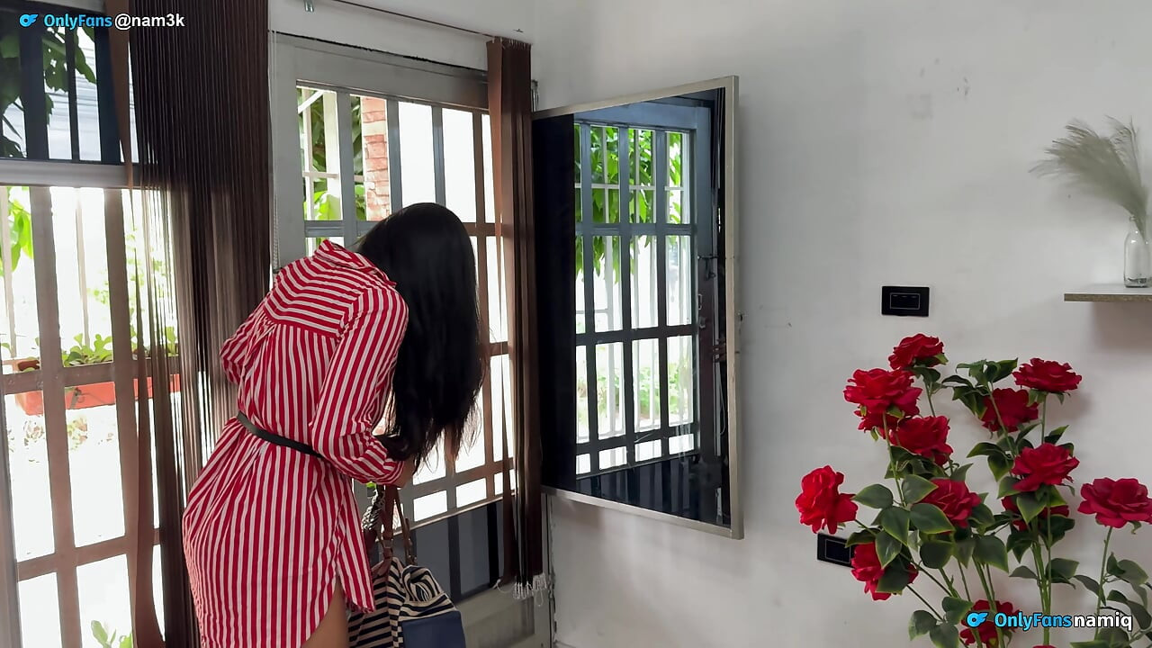 Woman is cactar crying through vagina