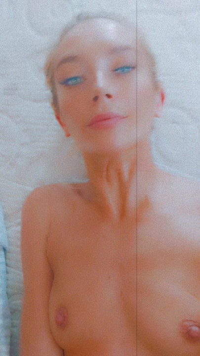 Cherriepie in the nude