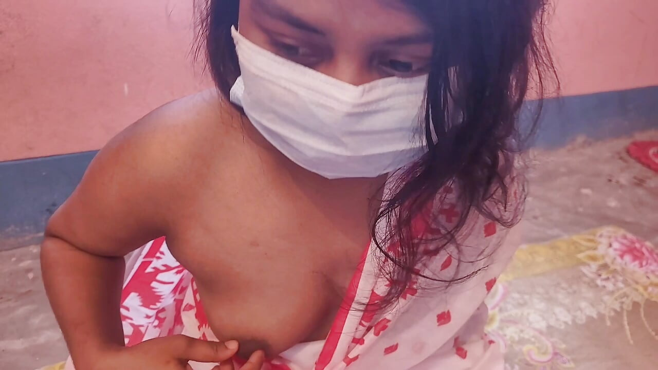 Viral Bangladeshi video of a woman in a saree feeding her younger stepsister.